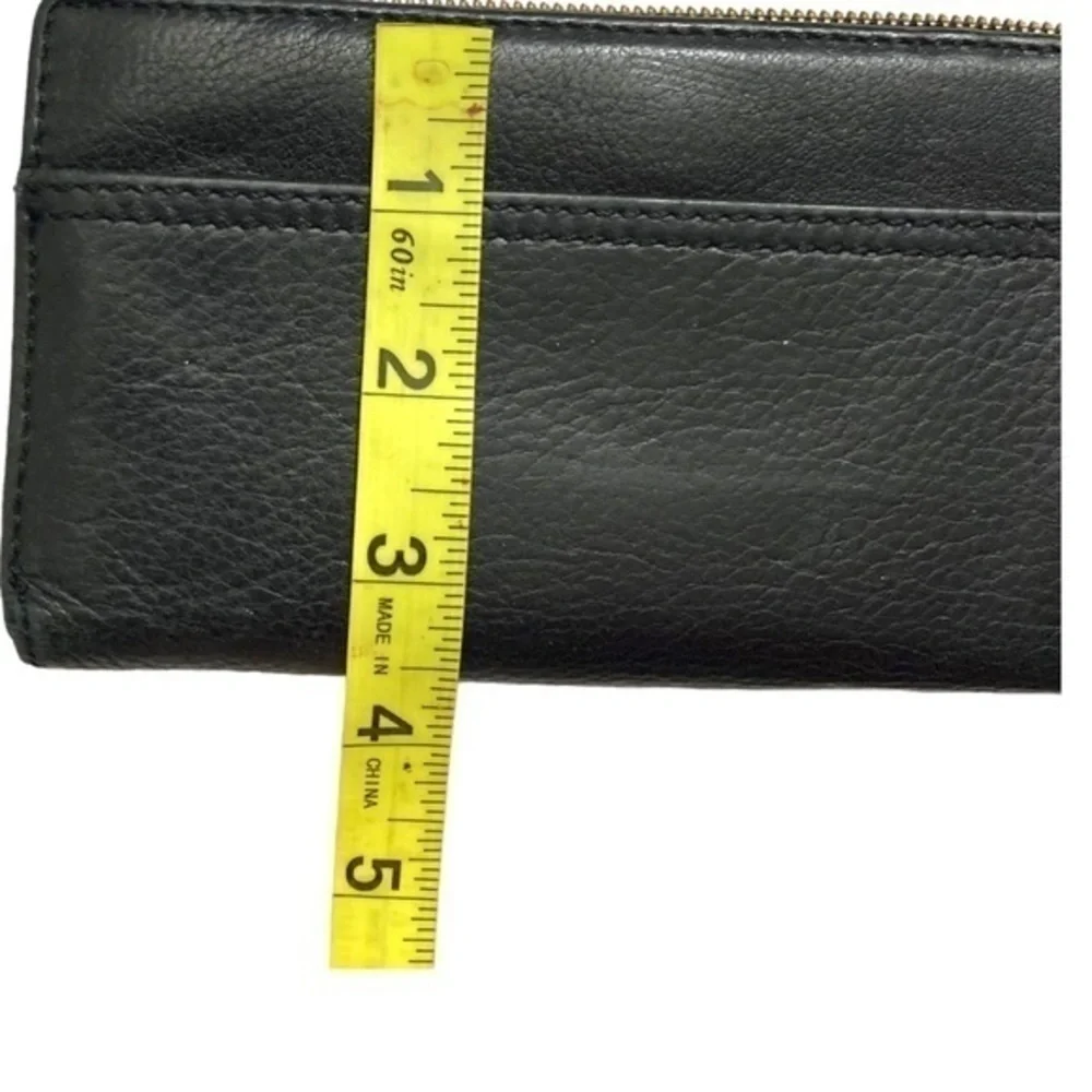 Michael kors black leather wallet